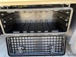 Iveco Daily 4x4 X1A21 Wilde Expeditions Truck D252