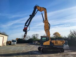 Hyundai HX330L with demolition boom, standard boom & shear