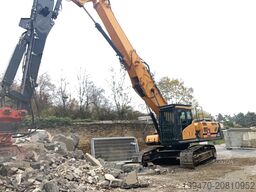 Hyundai HX330L with demolition boom, standard boom & shear