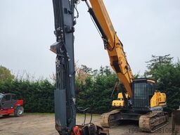 Hyundai HX330L with demolition boom, standard boom & shear