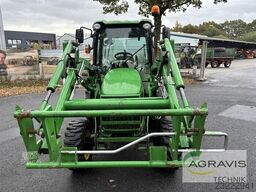 John Deere 4720