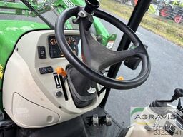 John Deere 4720