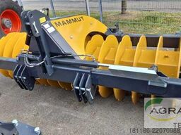 Mammut KIPPER SILAGEWALZE SILO KOMPAKT SK 300 H