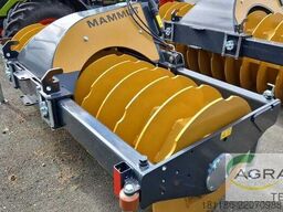 Mammut KIPPER SILAGEWALZE SILO KOMPAKT SK 300 H