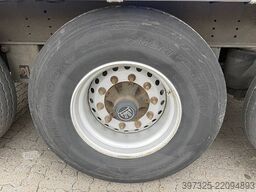 Kel-Berg Curtainsider / Planenauflieger