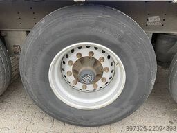 Kel-Berg Curtainsider / Planenauflieger