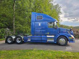 Volvo VNL 670