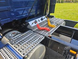 Volvo VNL 670