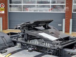 Renault T HIGH 480 4x2 - Lowdeck - Lifting 5th wheel - ...