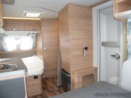 WEINSBERG CaraOne 450 FU