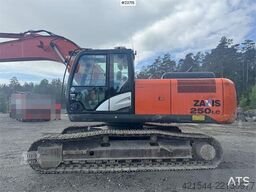 Hitachi ZX250LC-5B Crawler Excavator – Rototilt and 2 Buck