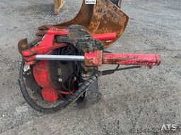 Hitachi ZX250LC-5B Crawler Excavator – Rototilt and 2 Buck
