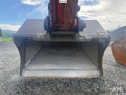 Hitachi ZX250LC-5B Crawler Excavator – Rototilt and 2 Buck
