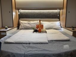 FORSTER T F745 QF Vibe Ed. Driverpack Truma 6E Lithium