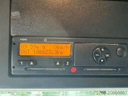 MERCEDES-BENZ ANTOS 1836 L / LBW / WINGLINER