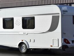 KNAUS Sport 460 XB mit Mover und Vorzelt