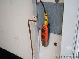 RENAULT D 210 / 4x2 / KONTENER / 8,6 M /  MOCNA POD?OGA