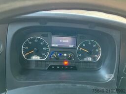 Mercedes-Benz Atego 822 4x2 Atego 822 4x2, Doka mit Kombisitzbank