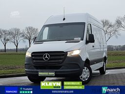 MERCEDES-BENZ SPRINTER 317 L2H2 3.5T-Trekhaak!