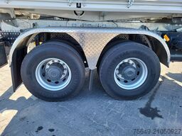 Mercedes-Benz Arocs 3348 AK 6x6 Arocs 3348 AK 6x6, Kran Fassi F255A.2.24, Retarder, MultimediaCockpit, Navi, Funk