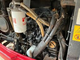 Takeuchi TB 228