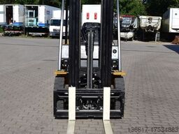 YALE GLP25 MX Triplex Vollfreihub