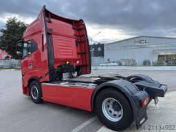 Iveco S-WAY 570