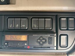 DAF XF 510 RHD 6 x 2  SCC Toplights