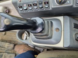 New Holland MH 2.6 Zustand gut, deutsche Maschine incl. Greifer und Dreservo