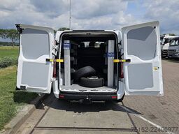 FORD TRANSIT CUSTOM 2.0 L2 Dubbele Cabine AC