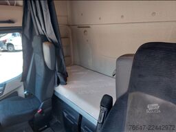 MERCEDES-BENZ Actros 4 18 4x2 - actros 1853 LS flat cab. .2,5 Euro V