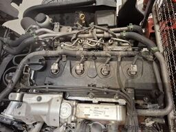 Ruthmann TB 270 / NISSAN CABSTAR
