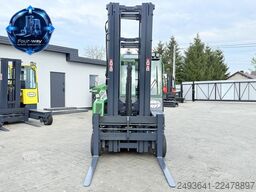 Combilift CB4000 GAS TRIPLEX 6800 POSITIONER CABIN