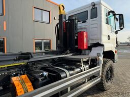 MAN 26.440 6x6 Abrollkipper Hiab Multilift