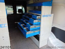 VOLKSWAGEN Caddy Maxi 2.0 TDI -KLIMA-Regaleinbau-HFT-