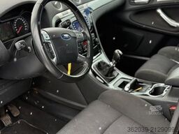 FORD Galaxy Titanium