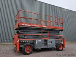 SkyJack SJ9250RT Diesel, 4x4 Drive, 17.2m Working Height,