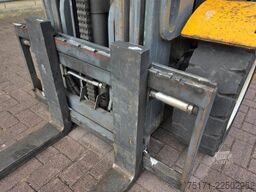 Jungheinrich DFG435 Diesel, 3.5t Capacity, Triplex 4550mm, Free
