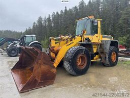 Komatsu WA380 Wheel Loader – Bucket and Joystick Steering