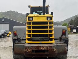 Komatsu WA380 Wheel Loader – Bucket and Joystick Steering