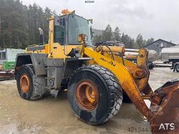 Komatsu WA380 Wheel Loader – Bucket and Joystick Steering