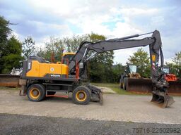 Volvo EW 220 E
