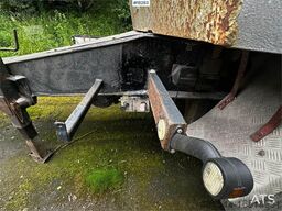 Nor-Slep 3 axle triple trailer.