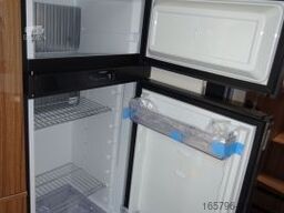 Eura Mobil Contura 766 EF AHK*hydr. Hubst.*TV*Klima*Sol.