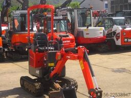Bobcat E 10 * 2x Löffel * * Verstellfahrwerk *