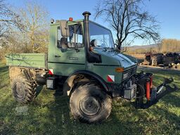 Mercedes-Benz Unimog U 1000 U424