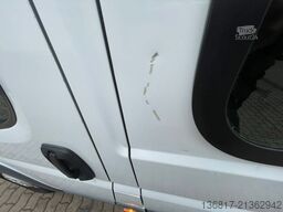 FIAT Ducato Maxi Pritsche DOKA 2.3 Multijet 130 TÜV