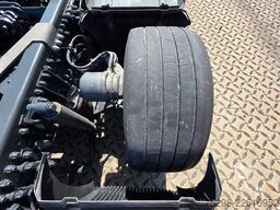 MERCEDES-BENZ Actros 2553 | Retarder | Lenkachse | 6E