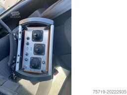 Kraker CF-Z Kadekran Atlas