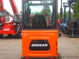 DOOSAN DX 19 3x Löffel (baugleich Bobcat E19)